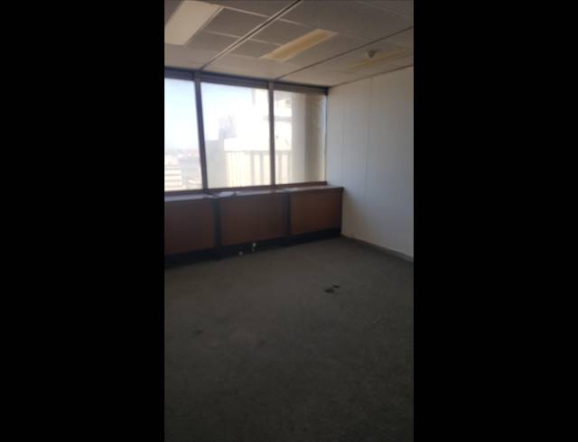 48M² OFFICE TO LET IN DURBAN CENTRAL